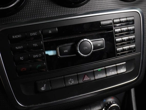 Хетчбэк Mercedes-benz A-класс 2013 года, 1329000 рублей, Воронеж
