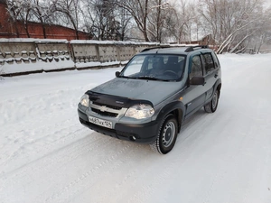 Внедорожник Chevrolet Niva 2010 года, 515000 рублей, Зеленогорск