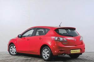Хетчбэк Mazda 3 2013 года, 939000 рублей, Кемерово