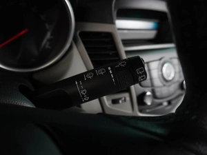 Седан Chevrolet Cruze 2012 года, 899000 рублей, Воронеж