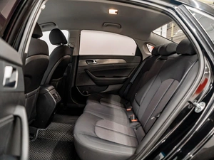 Седан Hyundai Sonata 2017 года, 1700000 рублей, Красноярск