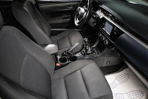 Седан Toyota Corolla 2014 года, 1099000 рублей, Сургут