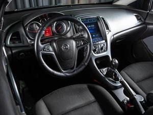 Хетчбэк Opel Astra GTC 2011 года, 840000 рублей, Волгоград