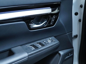 Внедорожник Honda CR-V 2023 года, 4749777 рублей, Москва