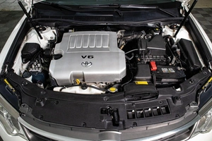 Седан Toyota Camry 2015 года, 2159000 рублей, Сургут