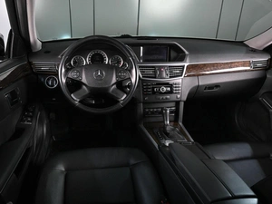 Седан Mercedes-benz E-класс 2011 года, 1879000 рублей, Аксай