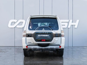 Внедорожник Mitsubishi Pajero 2014 года, 2620000 рублей, Краснодар