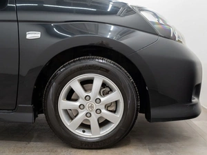 Минивэн Toyota Isis 2010 года, 1299000 рублей, Красноярск