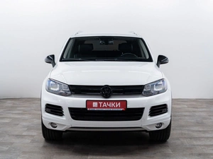 Внедорожник Volkswagen Touareg 2012 года, 2120000 рублей, Красноярск