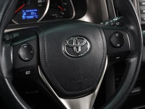 Внедорожник Toyota RAV4 2014 года, 2014000 рублей, Воронеж