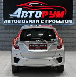 Хетчбэк Honda Fit 2014 года, 1047000 рублей, Красноярск