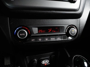 Седан Kia Rio 2015 года, 1139000 рублей, Воронеж