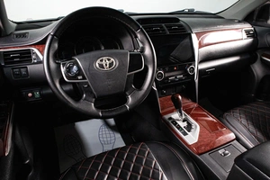 Седан Toyota Camry 2012 года, 1159000 рублей, Сургут