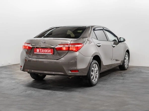 Седан Toyota Corolla 2016 года, 1600000 рублей, Красноярск