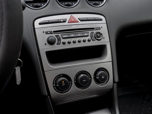 Хетчбэк Peugeot 308 2008 года, 550000 рублей, Краснодар