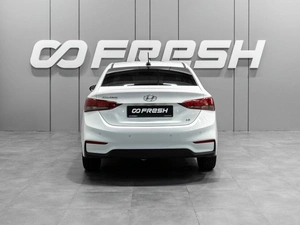 Седан Hyundai Solaris 2018 года, 1398000 рублей, Тюмень