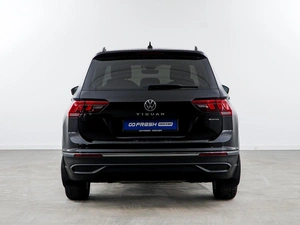 Внедорожник Volkswagen Tiguan 2021 года, 3188888 рублей, Москва