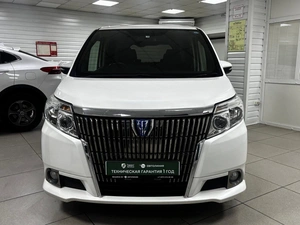Минивэн Toyota Esquire 2015 года, 1695000 рублей, Ачинск