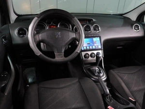 Хетчбэк Peugeot 308 2010 года, 354000 рублей, Воронеж