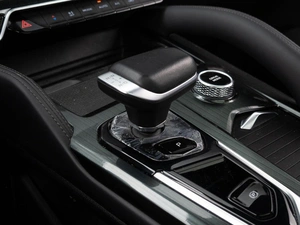 Внедорожник Geely Monjaro 2023 года, 3350000 рублей, Краснодар