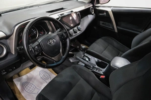 Внедорожник Toyota RAV4 2014 года, 1999000 рублей, Новокузнецк