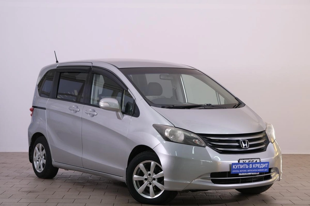 Минивэн Honda Freed 2010 года, 1009000 рублей, Омск