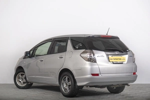 Универсал Honda Fit Shuttle 2013 года, 1239000 рублей, Томск