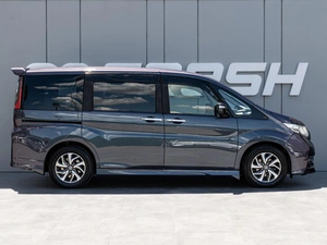Минивэн Honda Stepwgn 2016 года, 1870000 рублей, Краснодар