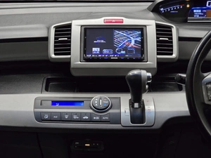 Минивэн Honda Freed 2014 года, 1199000 рублей, Красноярск
