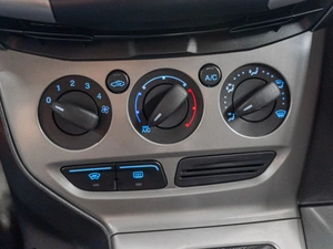 Хетчбэк Ford Focus 2013 года, 850000 рублей, Красноярск