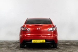 Седан Mazda 3 2011 года, 899000 рублей, Сургут