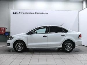 Седан Volkswagen Polo 2019 года, 1379000 рублей, Красноярск