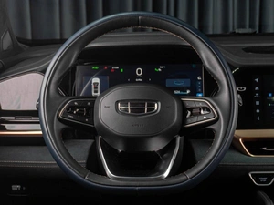 Внедорожник Geely Monjaro 2023 года, 3499000 рублей, Тюмень