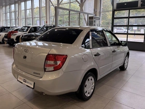 Седан ВАЗ (LADA) Granta 2013 года, 700000 рублей, Орёл
