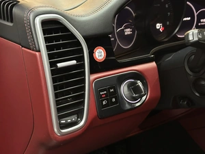 Внедорожник Porsche Cayenne 2018 года, 5697000 рублей, Красноярск