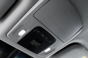 Седан Toyota Camry 2018 года, 2730000 рублей, Ульяновск