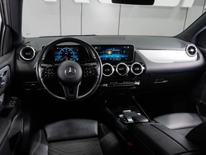 Хетчбэк Mercedes-benz B-класс 2019 года, 2200000 рублей, Тюмень