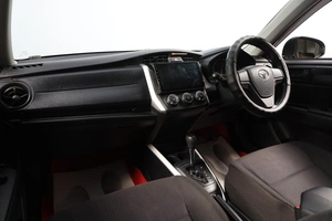 Универсал Toyota Corolla Fielder 2018 года, 1589000 рублей, Новосибирск