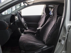 Седан Toyota Avensis 2004 года, 660000 рублей, Омск