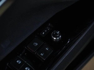 Седан Toyota Camry 2018 года, 2349000 рублей, Воронеж