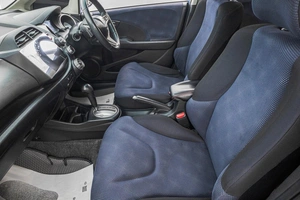 Хетчбэк Honda Fit 2011 года, 909000 рублей, Барнаул