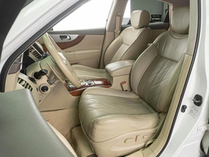 Внедорожник Infiniti QX70 2014 года, 2499000 рублей, Тюмень