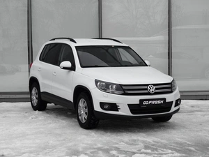 Внедорожник Volkswagen Tiguan 2016 года, 1740000 рублей, Тверь
