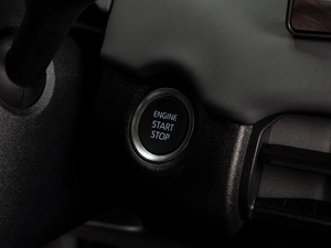 Внедорожник Toyota RAV4 2026 года, 4400000 рублей, Тюмень