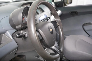 Хетчбэк Chevrolet Spark 2013 года, 799000 рублей, Томск