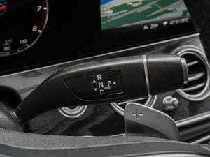 Седан Mercedes-benz E-класс 2019 года, 3550000 рублей, Краснодар