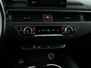 Седан Audi A4 2015 года, 2099444 рублей, Москва