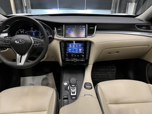 Внедорожник Infiniti QX50 2019 года, 3100000 рублей, Красноярск