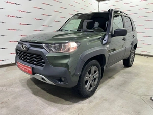 Внедорожник ВАЗ (LADA) Niva Travel 2021 года, 930000 рублей, Красноярск