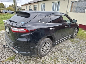 Внедорожник Toyota Harrier 2017 года, 2600000 рублей, Красноярск